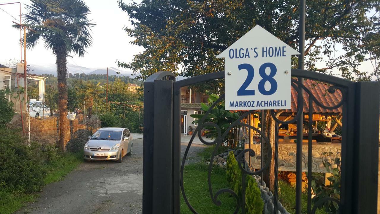 Olga'S Home Batoemi Buitenkant foto
